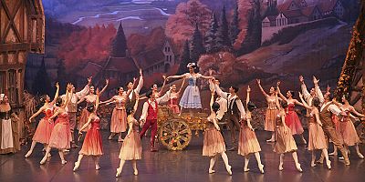 Mozart'tan romantik baleye... Nisan ayında sahnenin ritme yükseliyor