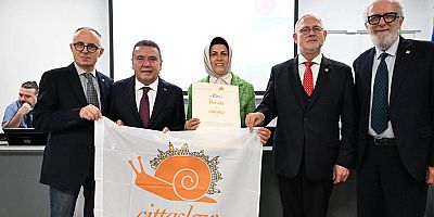Muhittin Böcek Cittaslow Uluslararası Genel Başkan Yardımcılığı’na seçildi