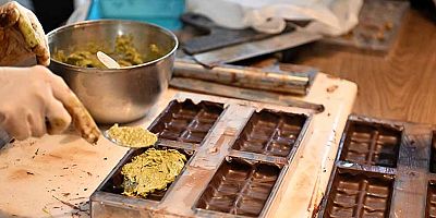 Muratpaşa’da Dubai Çikolatası Atölyesi