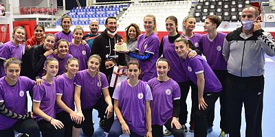 Muratpaşa'da neşeli antrenman