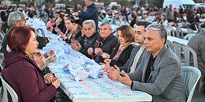 Muratpaşa’da Ramazan bereketi: İlk iftar sofrasında binler buluştu