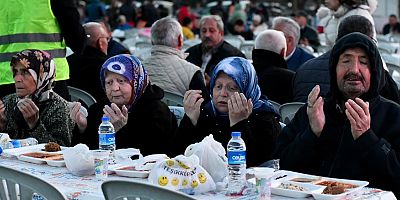 Muratpaşa iftarları devam ediyor