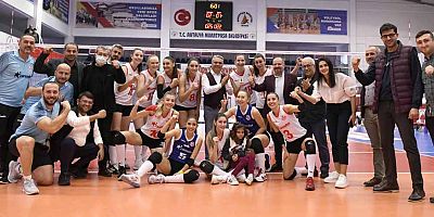 Muratpaşa'nın Sultanları liderlik sınavında