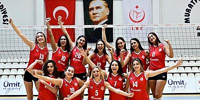 Muratpaşa’nın Sultanları sahadan 3-0’lık galibiyetle ayrıldı