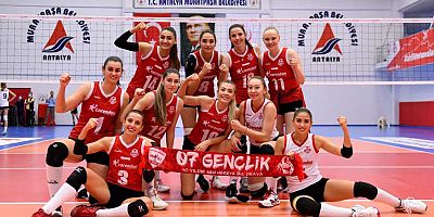 Muratpaşa'nın Sultanları seyircisiyle coştu