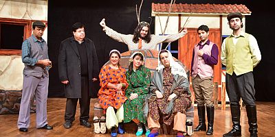 ‘Nalınlar’ KBT sahnesinde