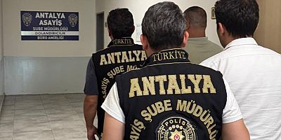 Nitelikli Dolandırıcılık Suçundan 2 Şahıs Tutuklandı