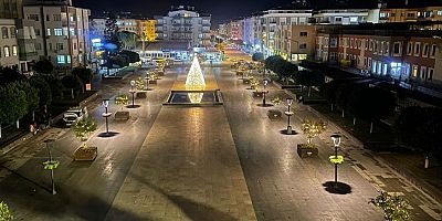 Noel Baba Meydanı ışıl ışıl oldu