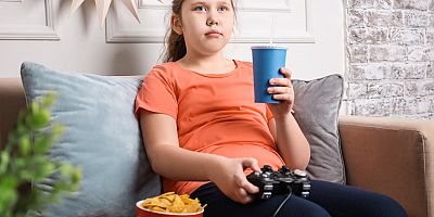 Obezite Erken Ergenliği Artırıyor; Kız Çocuklarına Dikkat