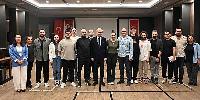 Ödüllü Kepez Kent Tiyatrosu ekibinden, 19 Mayıs’a özel anlamlı gösterim