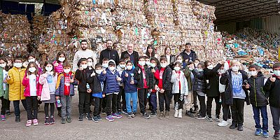 Öğrenciler sıfır atık konusunda bilinçlendiriliyor