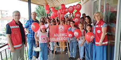 Öğrencilerden Sosyal Hizmet Merkezlerine ziyaret