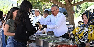 Öğrencilere deneme sınavı sonrası mangal partisi 