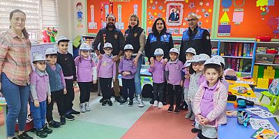 Öğrencilere trafik bilgilendirmesi