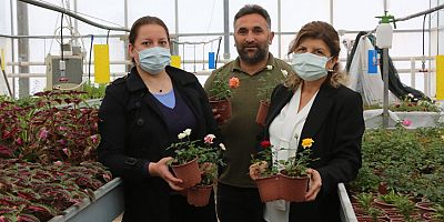 Öğretmenler günü çiçekleri Akdeniz Üniversitesi’nden