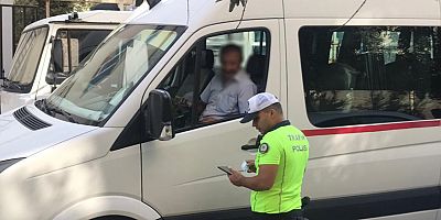 Okul çevreleri ile servis araçları denetlendi