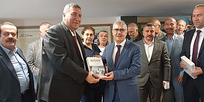 Ömer Fethi Gürer'in altındı Niğde kitabı 