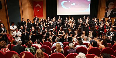 Onkoloji bölümündeki çocuklar için iyilik konseri