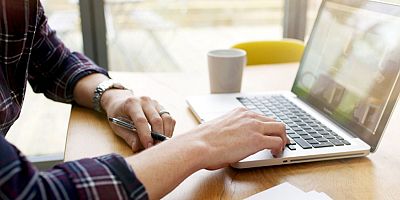 Online eğitim pazarının 2026 yılına kadar 180 milyar dolara ulaşması bekleniyor