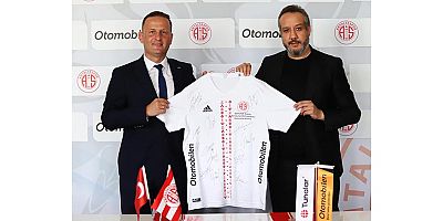 Otomobilen Antalyaspor Formasında