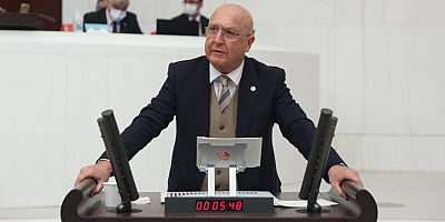 “Otoriterleşme eğilimi ve ortak akıldan uzaklaşma felaketlere yol açıyor”