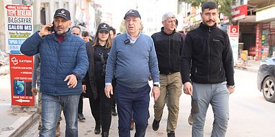 Özdağ: AKP, Kızılay ve AFAD Türk milletinin devletine olan güvenini yerle bir etmiştir