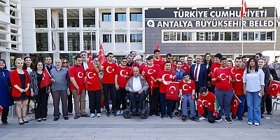 Özel bireyler bir günlüğüne asker oldu