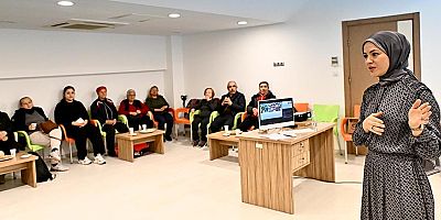 Parkinson Akademi üyelerine yaşam tarzı eğitimi