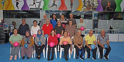 Parkinson hastaları sporla hayata bağlanıyor 