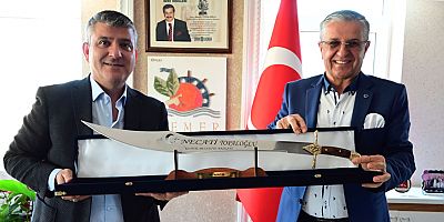 Pazarcılar Odası Başkanı’ndan Başkan Topaloğlu’na ziyaret