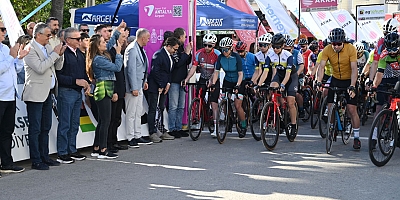 Pedallar depremzede çocuklar için çevrildi