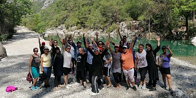 Pilates kursu alanlar dışarı antrenmanlarına devam ediyor