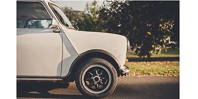 Pirelli klasik mini koleksiyoncuları için yeni bir lastik üretti