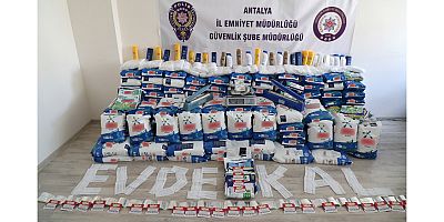 Piyasaya sahte gıda ve temizlik ürünleri süren 2 şüpheli yakalandı