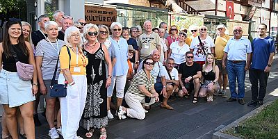 Polonyalı öğretmenlerden Kemer Belediyesi Kültür Evi’ne ziyaret