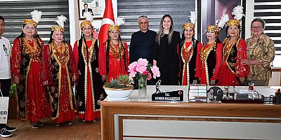 Raykhon Dans Grubu’ndan Başkan Topaloğlu’na ziyaret 