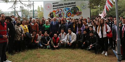 Rektör Özkan kültür ve spor topluluklarının başkanlarıyla bir araya geldi