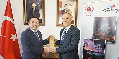 Rektör Türkdoğan, Türkiye-Umman Bilgi Diyaloğu Sempozyumu'na katıldı