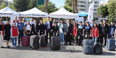 Rektör Türkdoğan ve Kaymakam Ürkmezer öğrencileri karşıladı