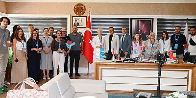 Romanyalı gazeteciler Kemer’de