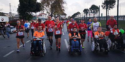 Runatolia Maratonu’nda 15 yıldır İyilik Peşinde Koşuyorlar