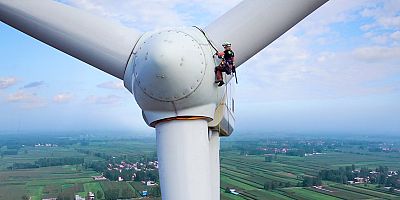 Rüzgar enerjisi Türkiye'de binlerce kişiye istihdam sağlıyor
