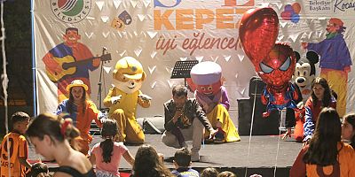 Sahne Kepez Ulus Mahallesi’ne renk kattı  