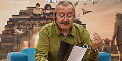 Şair Şükrü Erbaş, Kepez Kitap Fuarı’nda şiir üzerine konuştu