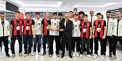 Şampiyonada Muratpaşa’yı temsil edecekler