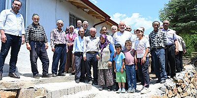 Sarıyıldız çifti Başkan Başdeğirmen’in destekleriyle yeni evine kavuştu 