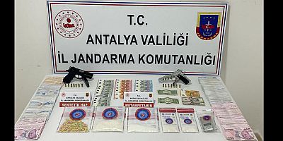 Satışa hazır uyuşturucu Jandarma ekipleri tarafından yakalandı