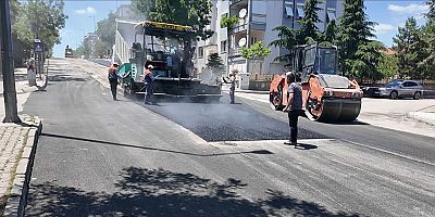 Şehit Ali Yılmaz Borsa İstanbul İlkokulu önü ve 255. caddede asfalt yenilendi 