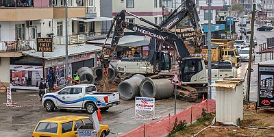 Şelale Mahallesi’nde drenaj hattı yenilendi