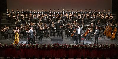 Senfonik Neşet Ertaş Türküleri Antalya DOB sahnesinde